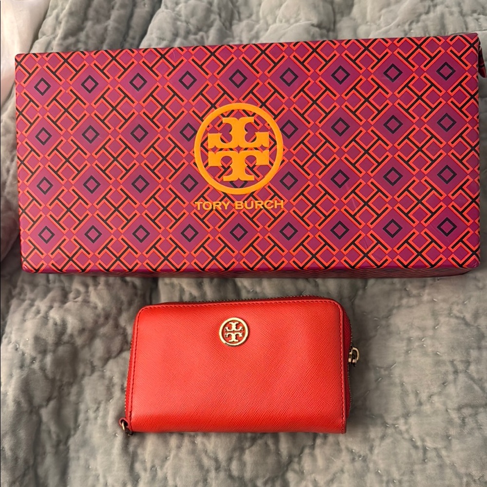 Tory Burch Red Leather Wallet with Zip Closure EUC